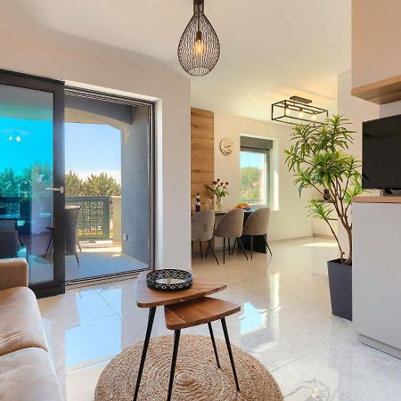 Apartment Wing 77 By Interhome PUY Exterior foto
