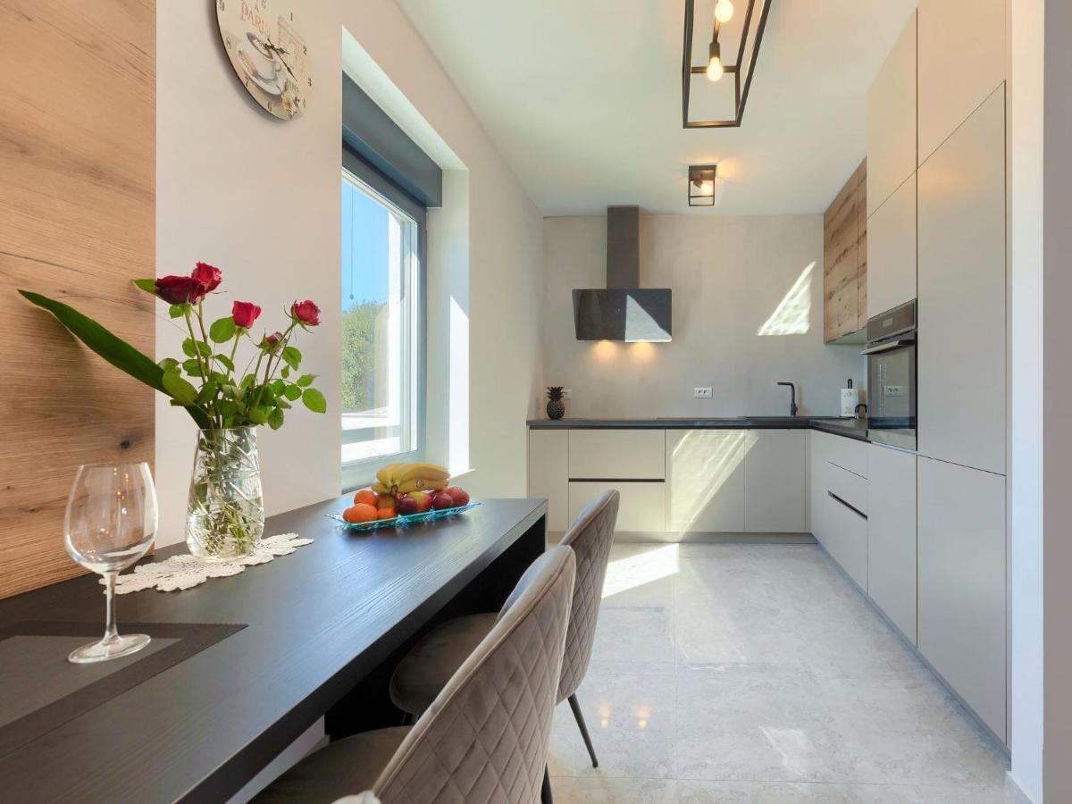 Apartment Wing 77 By Interhome PUY Exterior foto